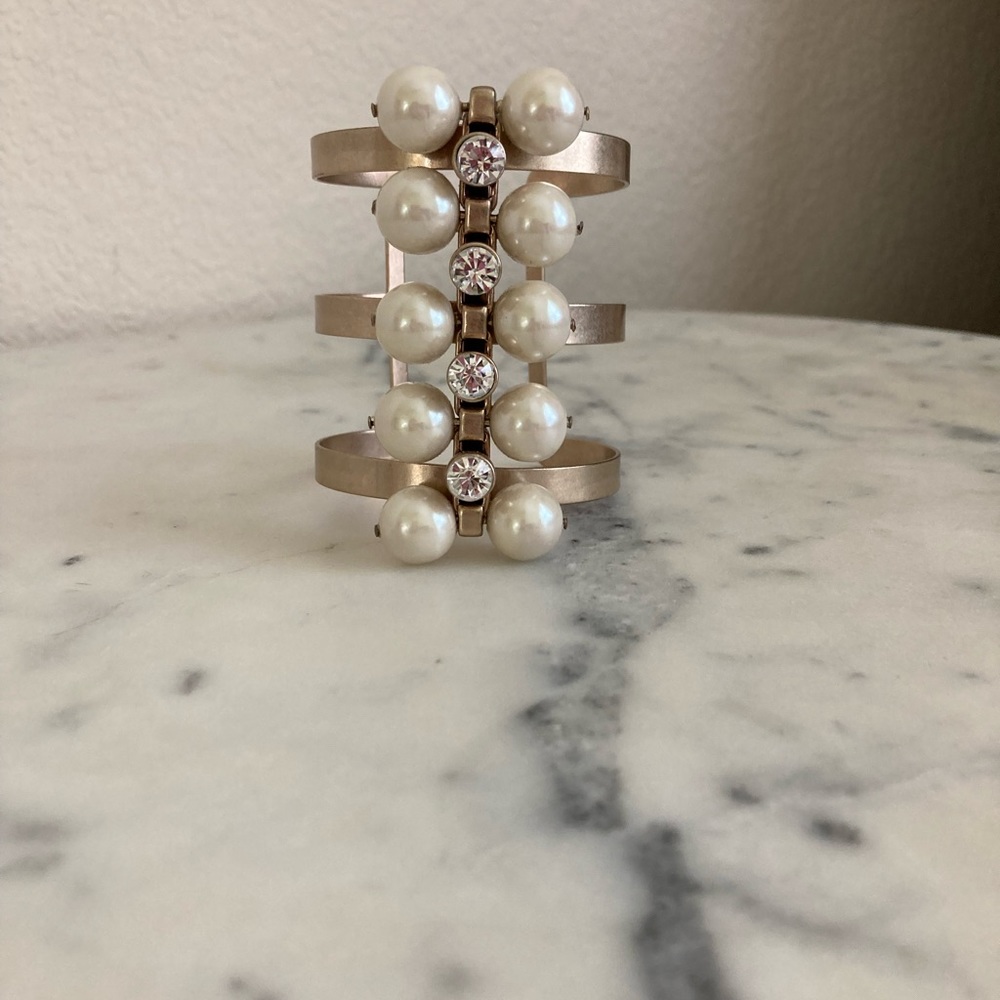 Banana Republic NWOT pearl, rhinestone, and gold cuff